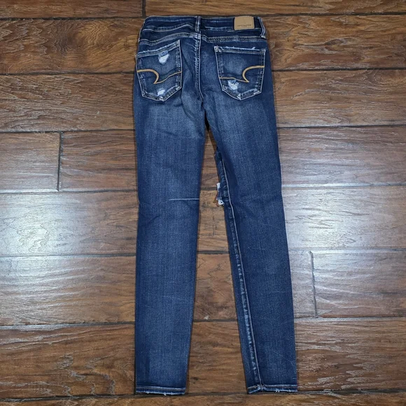American Eagle Outfitters Women's Distressed Blue Jeans - Picture 8 of 9